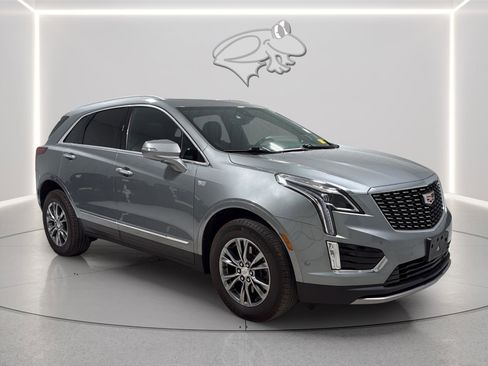 Used 2023 Cadillac XT5 Premium Luxury w/ Technology Package AWD/4WD image 7