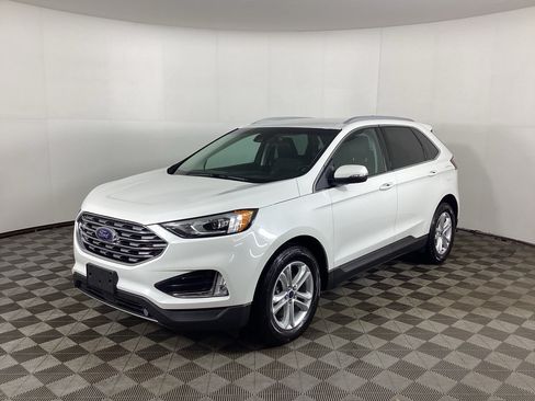 Used 2020 Ford Edge SEL w/ Cold Weather Package AWD/4WD image 5