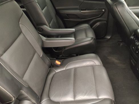 Used 2018 GMC Acadia SLT FWD image 19