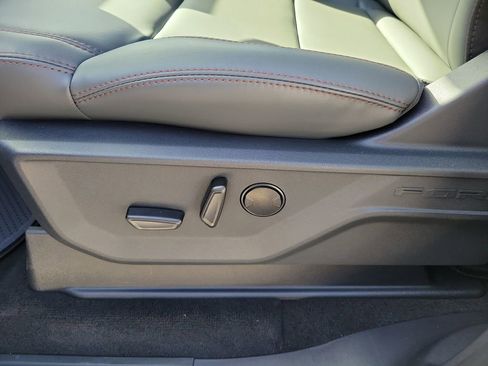 New 2025 Ford Expedition Active image 23