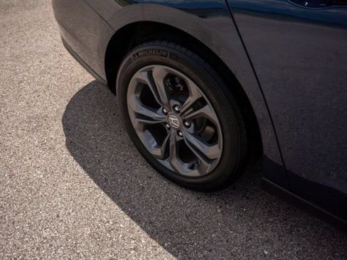 Used 2024 Honda Accord EX image 10