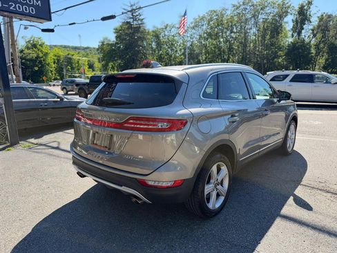 Used 2017 Lincoln MKC Premiere AWD/4WD image 9