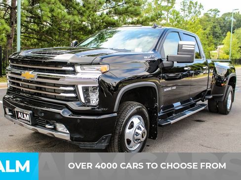 Used 2022 Chevrolet Silverado 3500 High Country image 3