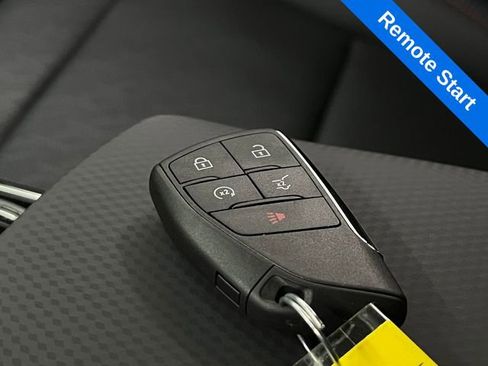 New 2026 Chevrolet Equinox RS w/ Convenience Package III FWD image 2