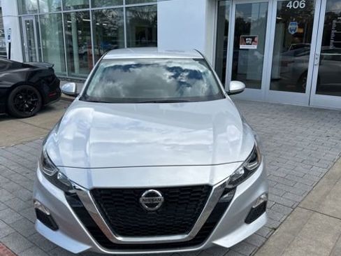 Used 2020 Nissan Altima 2.5 S FWD image 17
