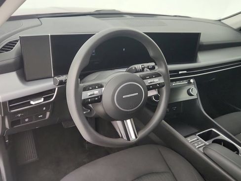 Used 2025 Hyundai Sonata SEL FWD image 25