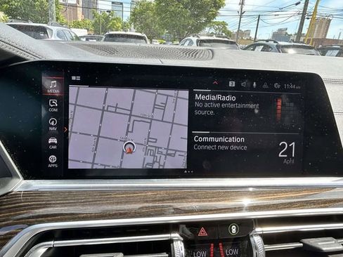 Used 2020 BMW X5 sDrive40i w/ Premium Package RWD image 16
