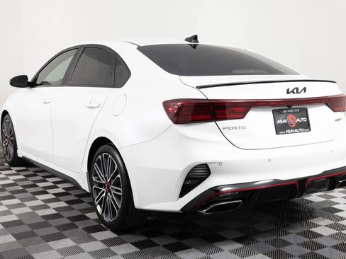 Used 2022 Kia Forte GT w/ GT2 Package FWD image 5