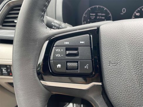 Certified 2025 Honda Odyssey Elite image 20