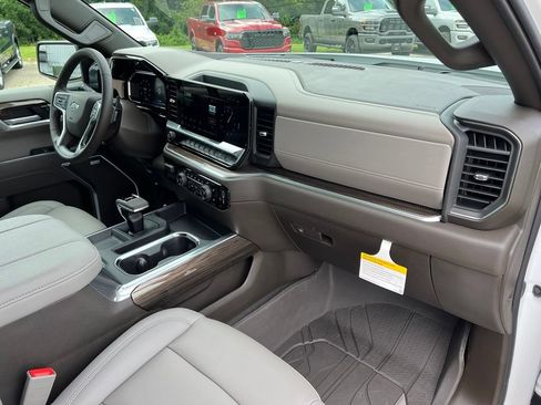 New 2026 Chevrolet Silverado 1500 RST w/ RST All Star Premium Package AWD/4WD image 7