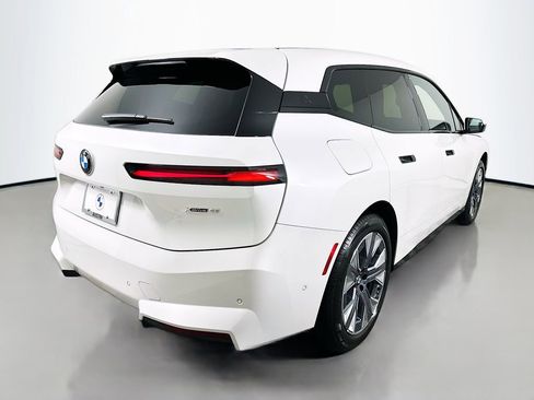 New 2026 BMW iX xDrive45 image 5