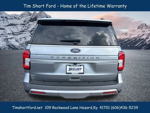 Used 2024 Ford Expedition XLT image 6