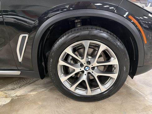 Used 2019 BMW X5 xDrive40i AWD/4WD image 25