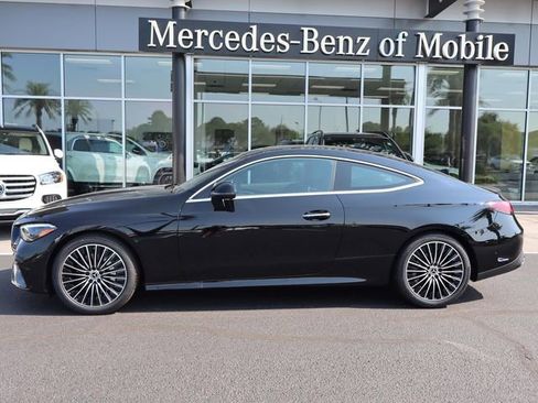Used 2024 Mercedes-Benz CLE 300 4MATIC Coupe image 1