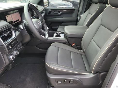 New 2026 GMC Yukon XL Elevation w/ Elevation Premium Package image 8