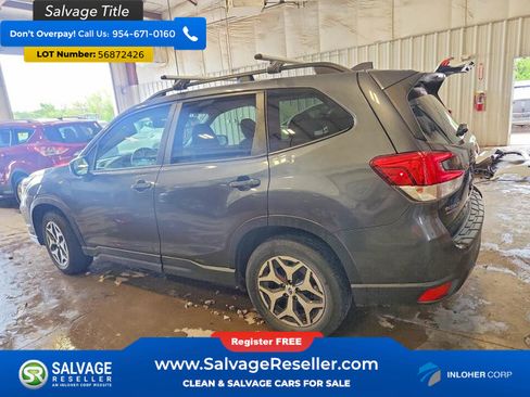 Used 2020 Subaru Forester Premium AWD/4WD image 3