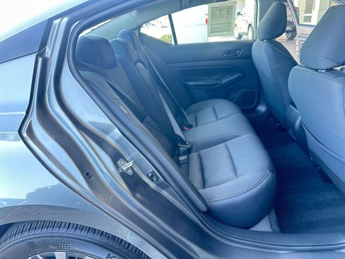 Used 2024 Nissan Altima 2.5 SV image 39