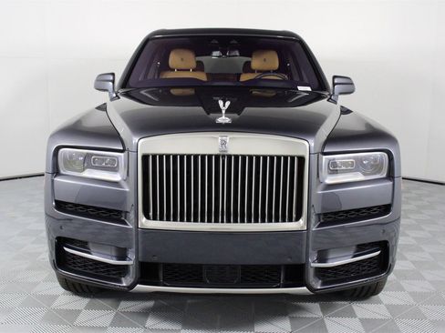 Certified 2024 Rolls-Royce Cullinan image 5