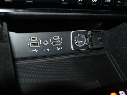 Used 2022 Jeep Grand Cherokee Laredo w/ Luxury Tech Group I image 19