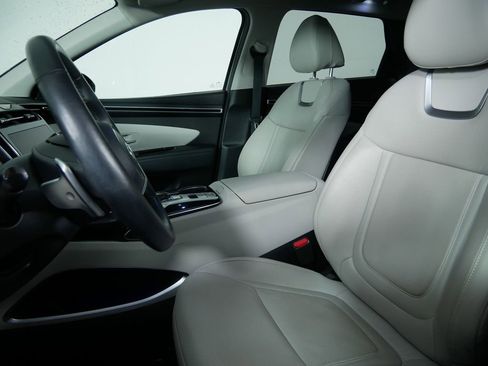 Used 2023 Hyundai Tucson Limited image 12