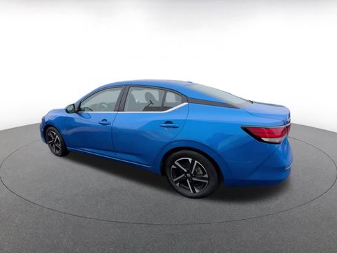 Used 2025 Nissan Sentra SV image 10