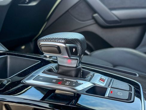 Used 2022 Audi SQ5 Premium w/ Convenience Package image 26