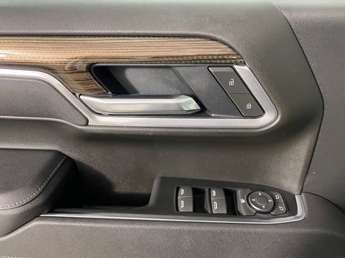 Certified 2025 Chevrolet Silverado 1500 LT AWD/4WD image 14