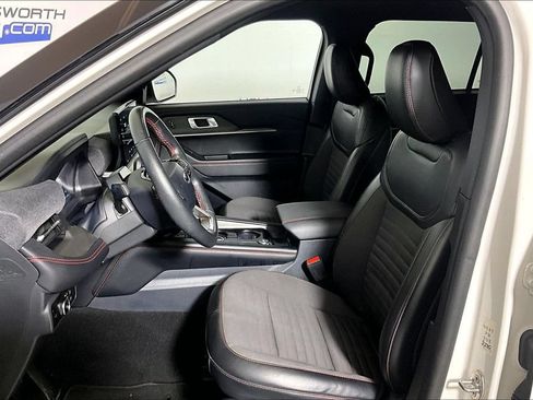 Used 2025 Ford Explorer ST-Line AWD/4WD image 20