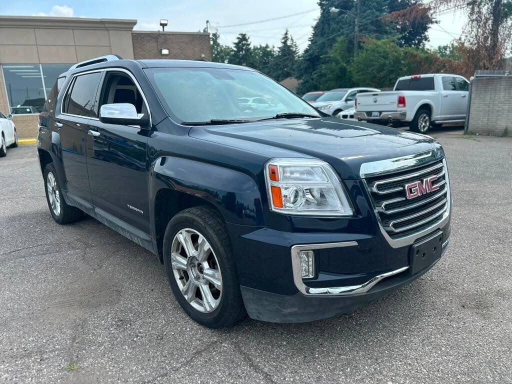 Used 2017 GMC Terrain SLT w/ Open Road Package AWD/4WD image 3