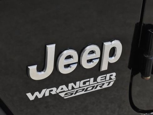 Used 2020 Jeep Wrangler Sport image 35