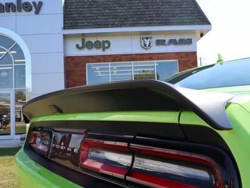 Used 2023 Dodge Challenger SRT Hellcat Widebody image 34