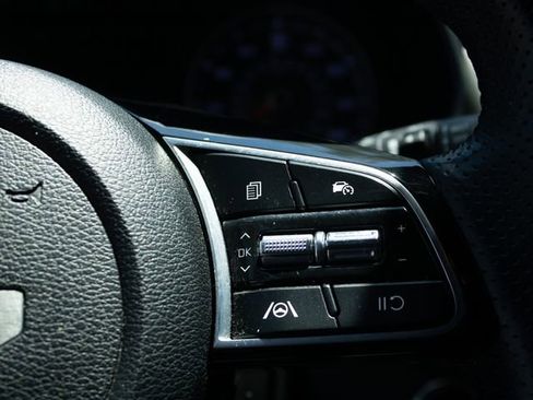Used 2022 Kia Forte GT-Line FWD image 13