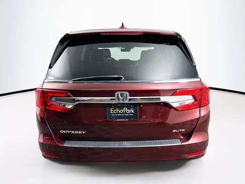 Used 2018 Honda Odyssey Elite image 7
