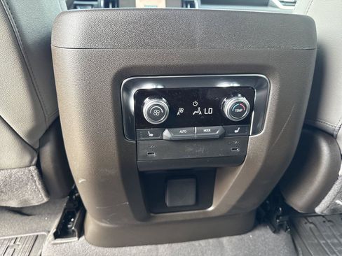 New 2026 GMC Yukon Elevation RWD image 29