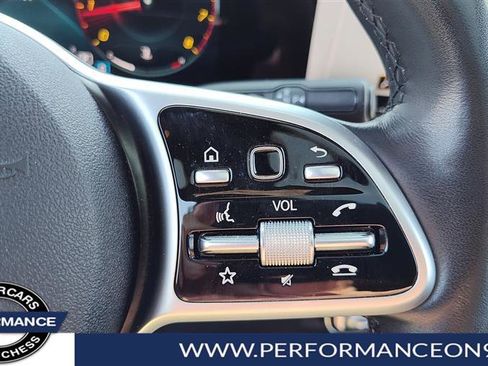 Used 2021 Mercedes-Benz GLB 250 4MATIC image 19