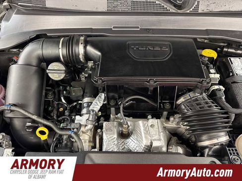 Used 2025 Jeep Compass Limited image 39