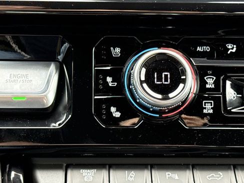New 2026 GMC Sierra 2500 AT4 w/ AT4 Premium Plus Package AWD/4WD image 22