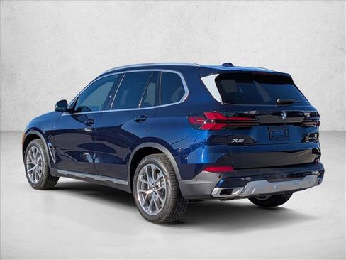 Used 2026 BMW X5 xDrive40i AWD/4WD image 9
