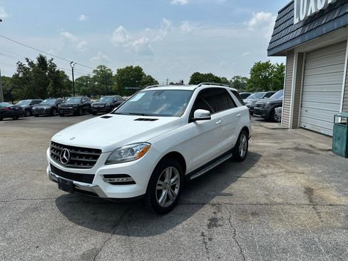 Used 2014 Mercedes-Benz ML 350 4MATIC w/ Premium 1 Package image 8