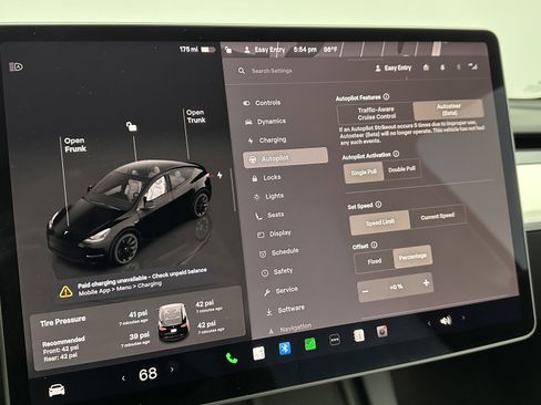 Used 2023 Tesla Model Y Long Range image 15