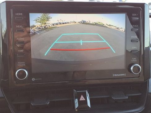Used 2022 Toyota Corolla Cross LE FWD image 19