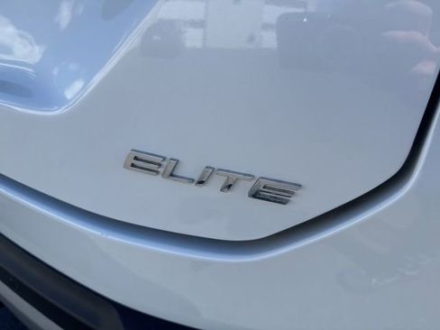 Certified 2023 Honda Pilot Elite image 10