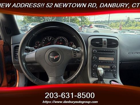 Used 2007 Chevrolet Corvette Convertible w/ Preferred Equipment Group RWD image 17