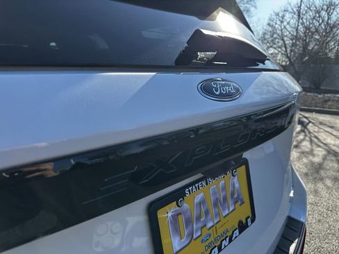 Certified 2023 Ford Explorer ST-Line image 45