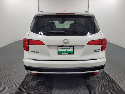 Used 2016 Honda Pilot Touring image 6