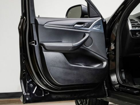 Used 2024 BMW X4 xDrive30i image 46