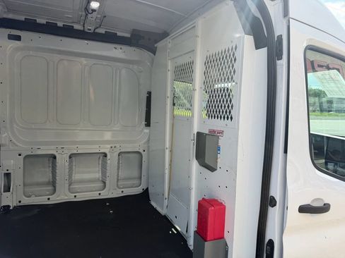 Used 2023 Ford Transit 250 Medium Roof w/ Load Area Protection Package RWD image 31
