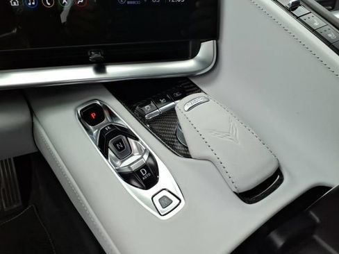 Used 2023 Chevrolet Corvette Stingray Premium Cpe w/ Z51 Performance Package RWD image 5