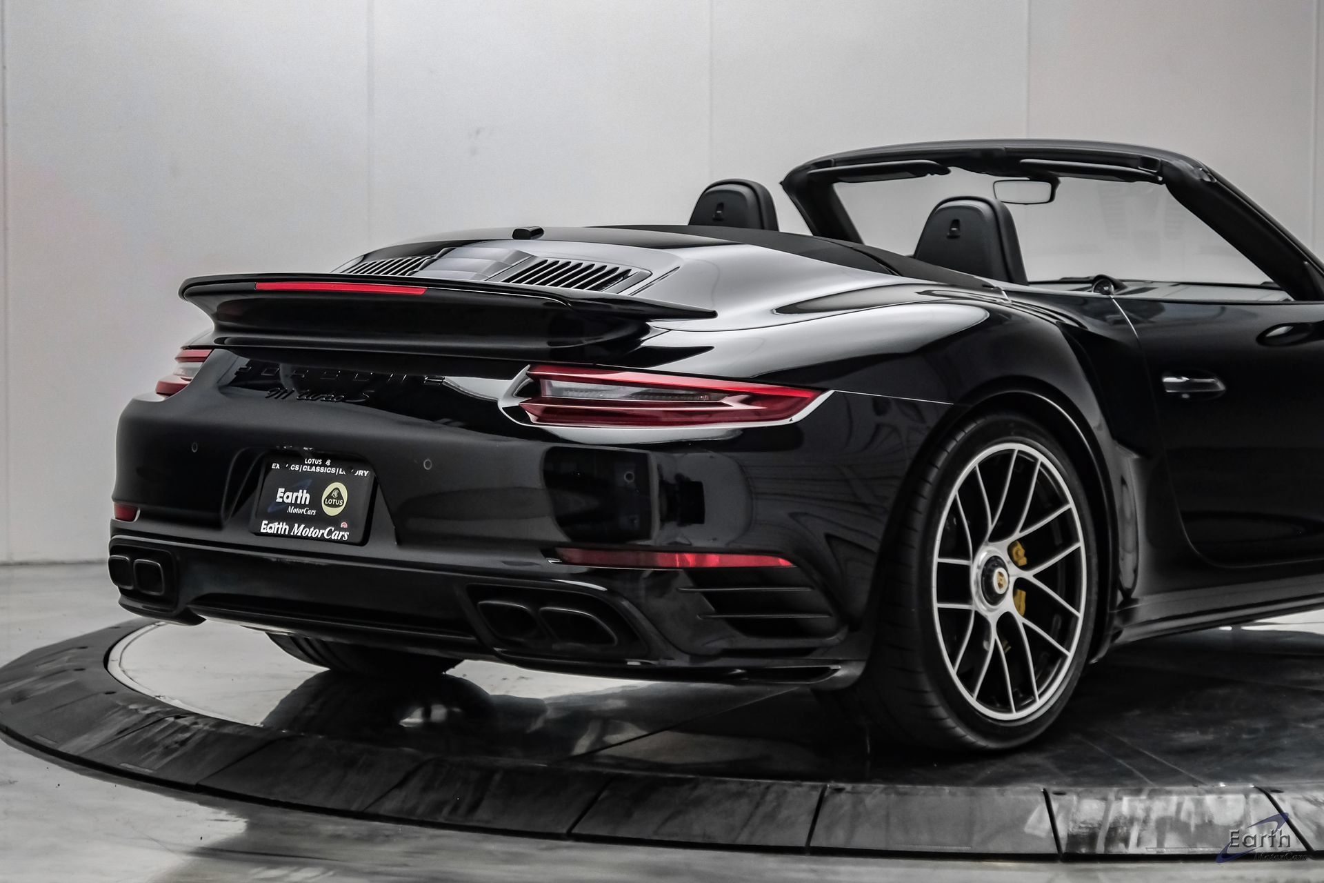 Used 2019 Porsche 911 Turbo S AWD/4WD image 23