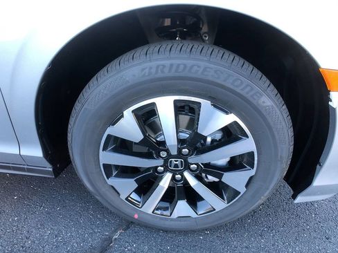 New 2026 Honda Odyssey EX-L image 11